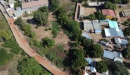 Terrain arboré et fleuri tropical 3225m2